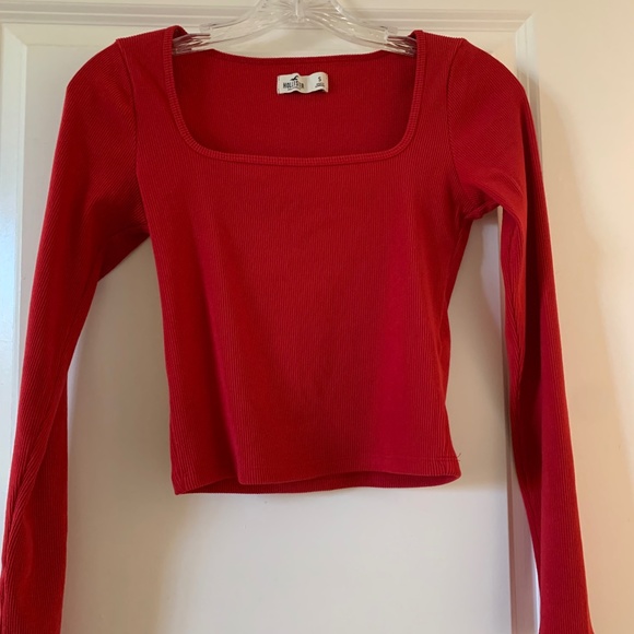 Hollister Cherry Red Cropped Square-neck Long-sleeve Top - Picture 2 of 3